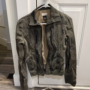 Chic Olive Utility Jacket